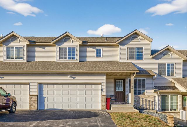 746 Baylee Place SW, Pine Island, MN 55963