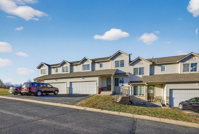 746 Baylee Place SW, Pine Island, MN 55963