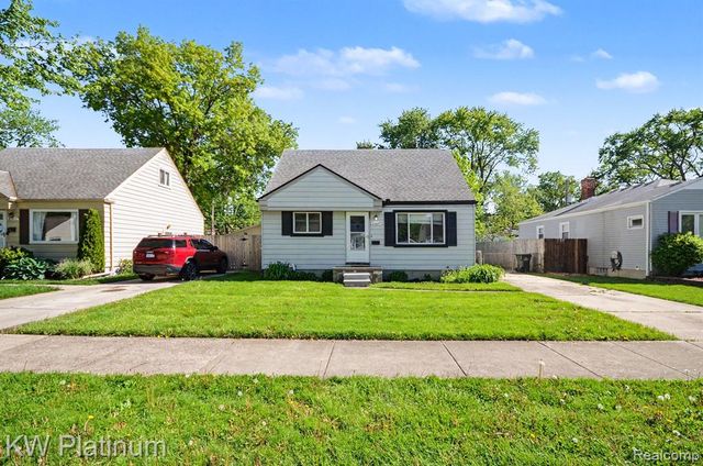 23647 Beverly Street, Saint Clair Shores, MI 48082