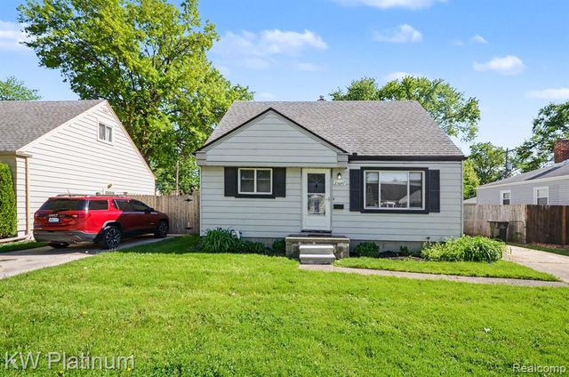 23647 Beverly Street, Saint Clair Shores, MI 48082