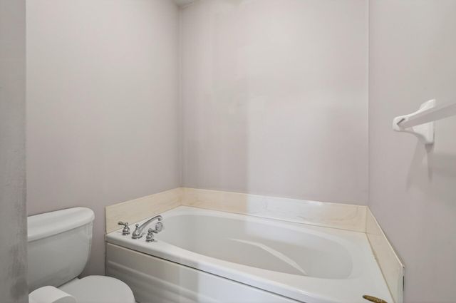 7933 Victoria Curve, Saint Louis Park, MN 55426