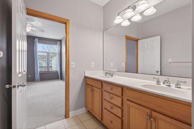 7933 Victoria Curve, Saint Louis Park, MN 55426