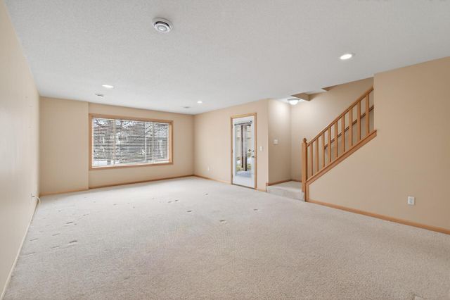 7933 Victoria Curve, Saint Louis Park, MN 55426