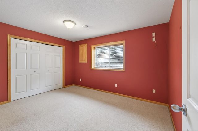 7933 Victoria Curve, Saint Louis Park, MN 55426