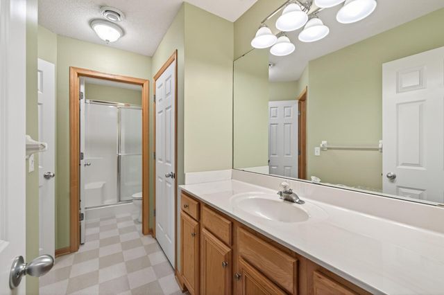 7933 Victoria Curve, Saint Louis Park, MN 55426