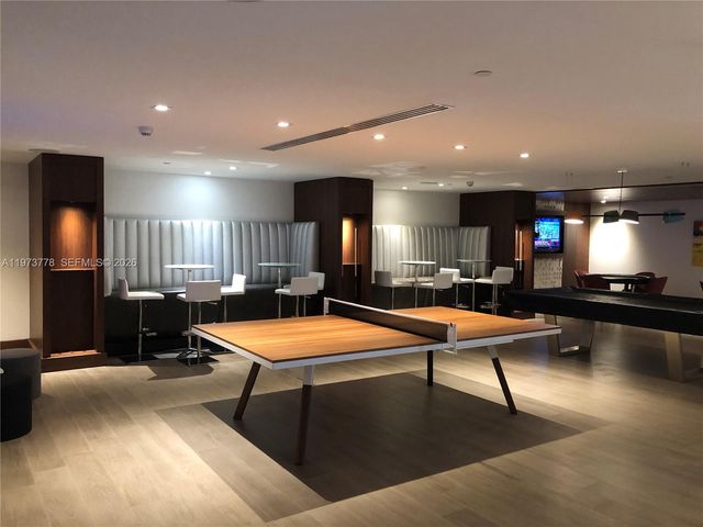 300 Sunny Isles Blvd 4-1705, Sunny Isles Beach, FL 33160