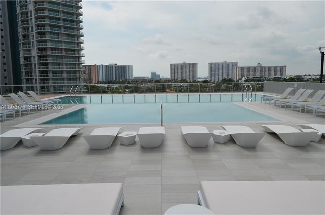 300 Sunny Isles Blvd 4-1705, Sunny Isles Beach, FL 33160