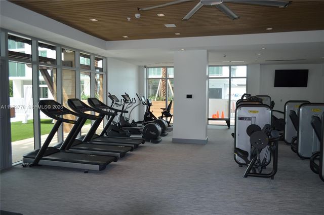 300 Sunny Isles Blvd 4-1705, Sunny Isles Beach, FL 33160