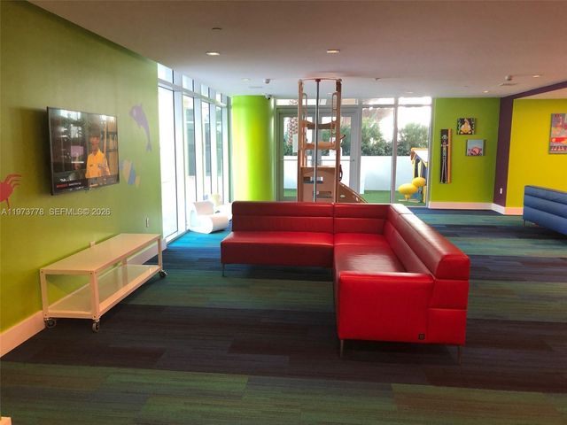 300 Sunny Isles Blvd 4-1705, Sunny Isles Beach, FL 33160