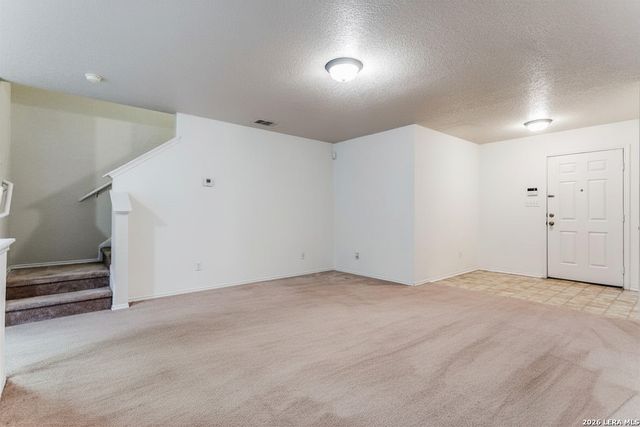 4735 Brook North Dr, San Antonio, TX 78238