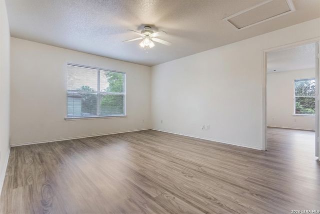 4735 Brook North Dr, San Antonio, TX 78238