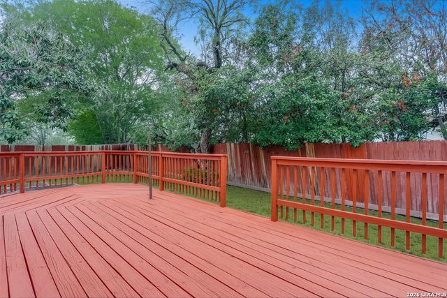 4735 Brook North Dr, San Antonio, TX 78238