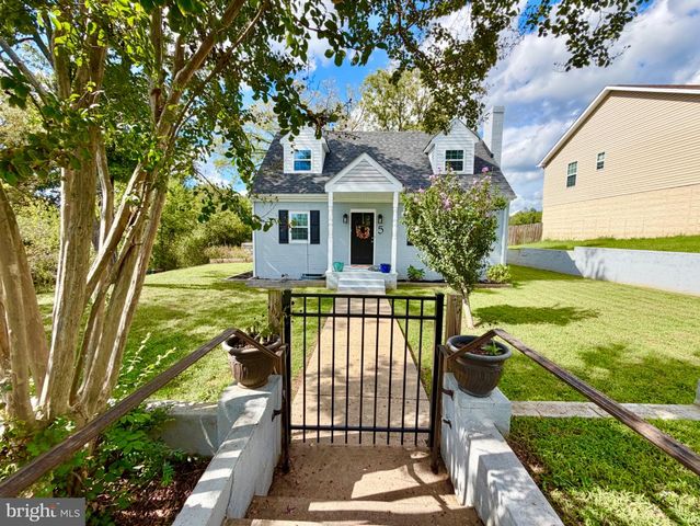 5 GRAHAM ST, Fredericksburg, VA 22405