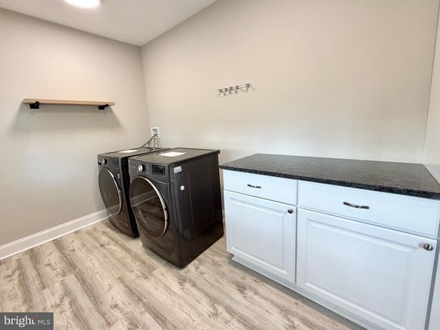 5 GRAHAM ST, Fredericksburg, VA 22405