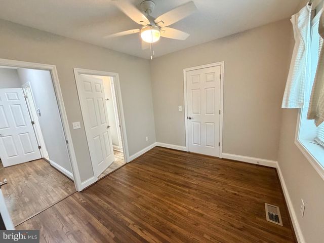 5 GRAHAM ST, Fredericksburg, VA 22405