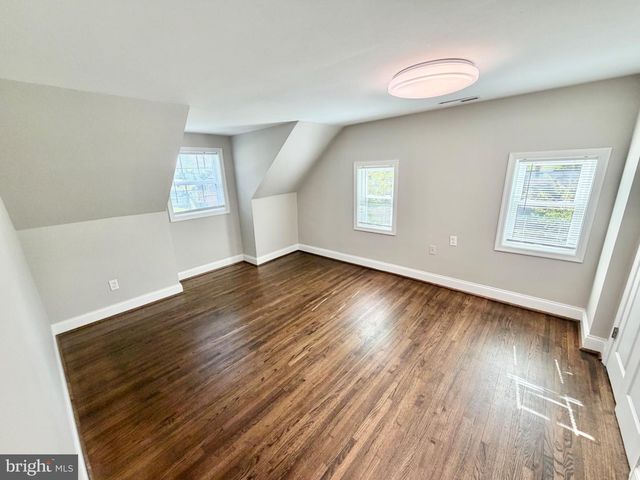 5 GRAHAM ST, Fredericksburg, VA 22405