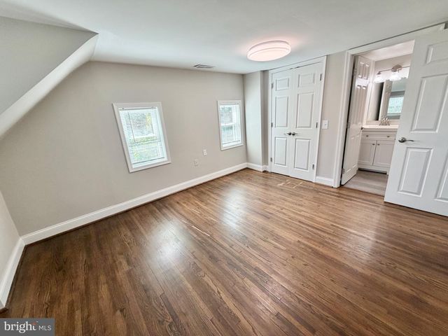 5 GRAHAM ST, Fredericksburg, VA 22405