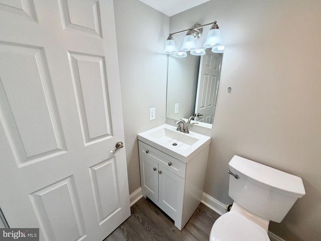 5 GRAHAM ST, Fredericksburg, VA 22405