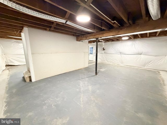 5 GRAHAM ST, Fredericksburg, VA 22405