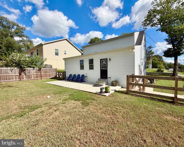 5 GRAHAM ST, Fredericksburg, VA 22405