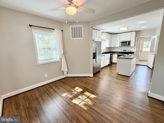 5 GRAHAM ST, Fredericksburg, VA 22405