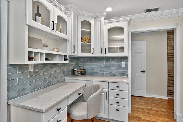 226 Idle Hour Drive, Lexington, KY 40502