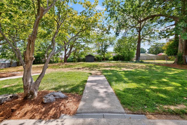 226 Idle Hour Drive, Lexington, KY 40502