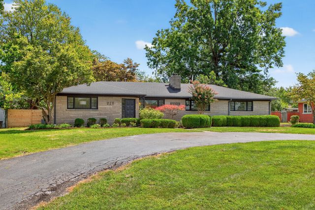 226 Idle Hour Drive, Lexington, KY 40502