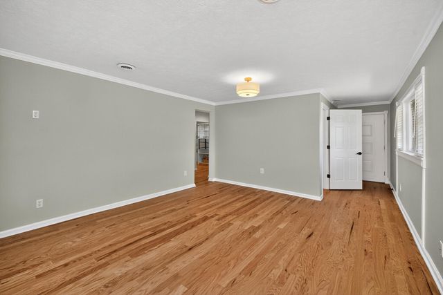 226 Idle Hour Drive, Lexington, KY 40502