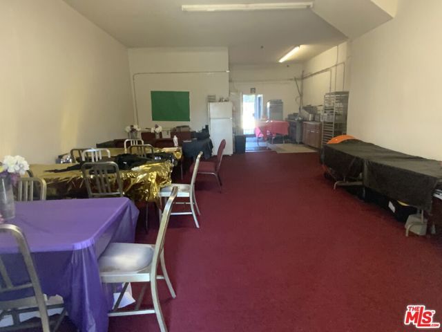 3770 Maple Avenue, Los Angeles, CA 90011