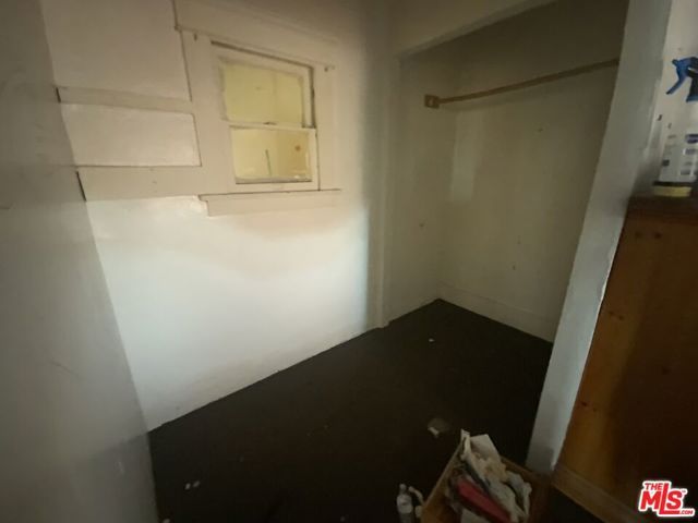 3770 Maple Avenue, Los Angeles, CA 90011