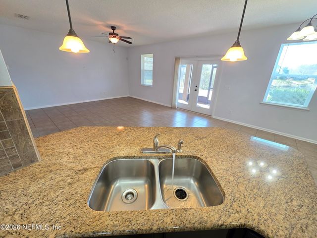 157 HERON LANDING Road, St. Johns, FL 32259