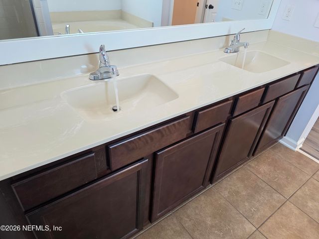 157 HERON LANDING Road, St. Johns, FL 32259