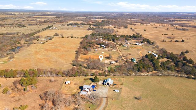 697 County Road 166, Whitesboro, TX 76273