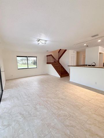 1635 Woodbridge Lakes Circle, West Palm Beach, FL 33406