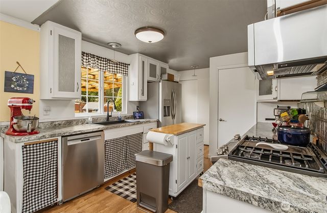 13518 47th Drive NE, Marysville, WA 98271