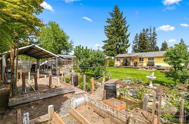13518 47th Drive NE, Marysville, WA 98271