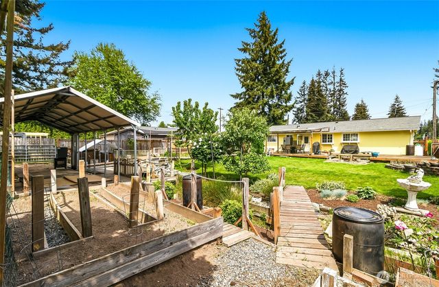 13518 47th Drive NE, Marysville, WA 98271