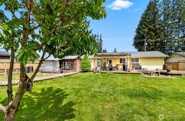 13518 47th Drive NE, Marysville, WA 98271