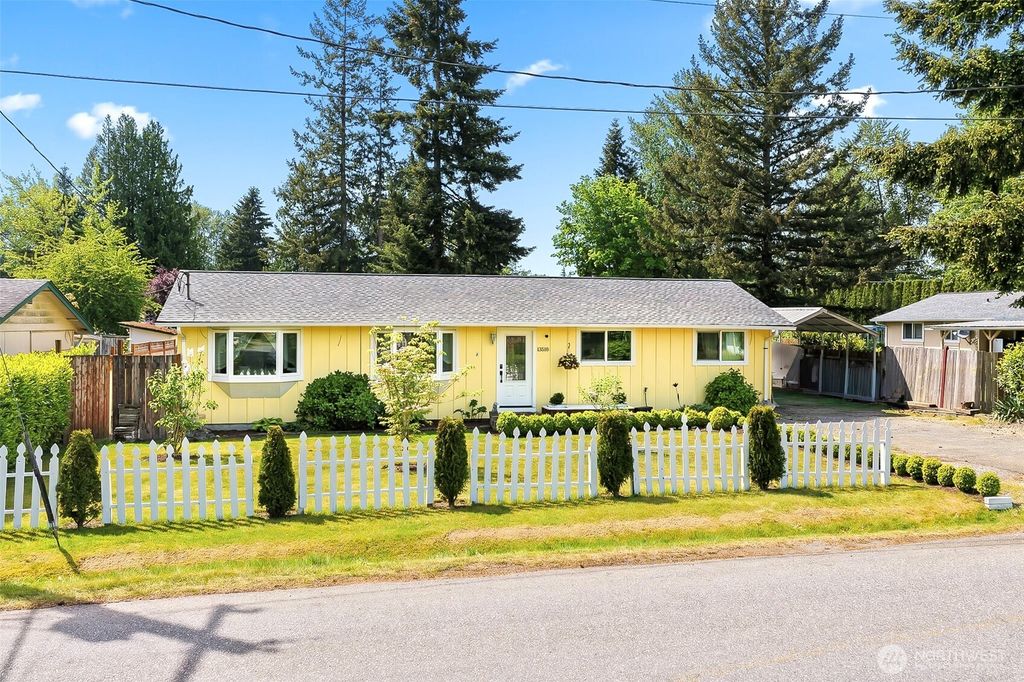 13518 47th Drive NE, Marysville, WA 98271