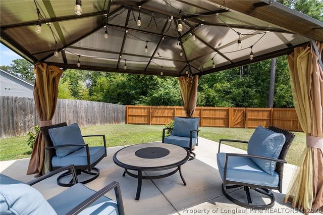 133 Bridgehaven Drive, Raeford, NC 28376