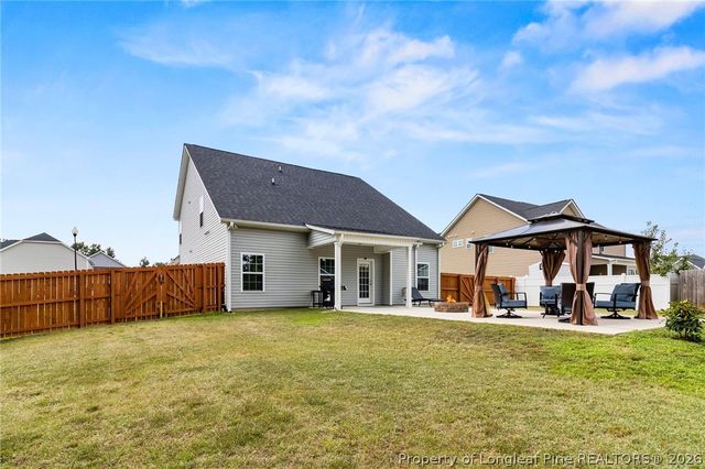 133 Bridgehaven Drive, Raeford, NC 28376
