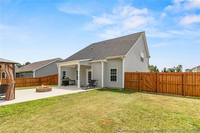 133 Bridgehaven Drive, Raeford, NC 28376