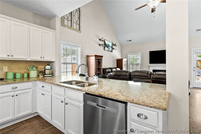 133 Bridgehaven Drive, Raeford, NC 28376