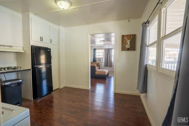 388 Petrol Road, Bakersfield, CA 93308
