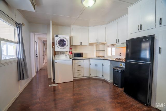 388 Petrol Road, Bakersfield, CA 93308