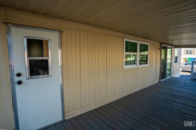 388 Petrol Road, Bakersfield, CA 93308