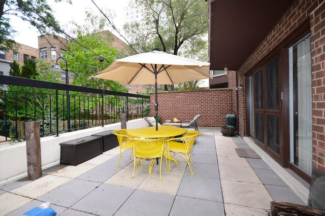 5117 S CORNELL Avenue 5117, Chicago, IL 60615