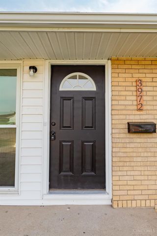 3972 Kenwood Dr, Hamilton, OH 45015