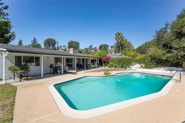 6831 Wexford Place, Tujunga, CA 91042
